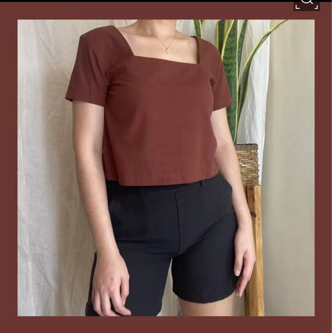 Nikocia Linen Square Top in Reddish Brown (Large) (Category: Blouses) located in Angeles City. Submitted by mdxnix (Listing ID 1434611932, Image 1). Description: - Size: Large as per label (refer to the size chart) - Altered as seen in photos to fit me - Condition: 7/10 - RFS: doesn’t look good in my body type 📍Angeles City, Pampanga Please manage your expectations. This is a used clothing item. - The color of the item may vary slightly due to p