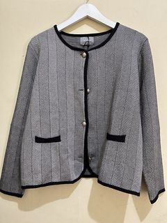 (Kategori: ) berada di . Dikirim oleh secondhandaw (ID iklan 1434605900, Gambar 1). Deskripsi: .