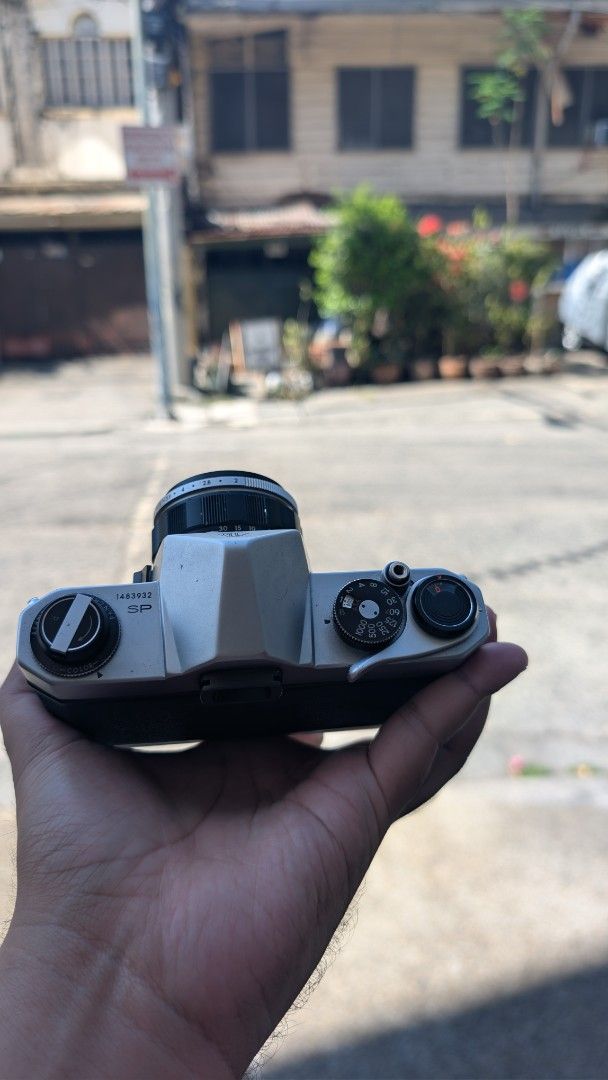 Pentax Spotmatic SP (Category: Cameras) located in Quezon City. Submitted by mjrivera19 (Listing ID 1434677224, Image 3). Description: Pentax Spotmatic SP - all speeds are working - clean viewfinder - CLA'd last year - has some signs of usage 55mm f2 Takumar - clicky aperture - smooth focusing - minor fungus on the edge of the lens.