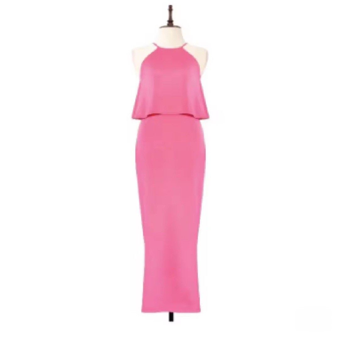 Pink halter top maxi dress (Category: Dresses) located in Mandaluyong City. Submitted by elizadoolittl (Listing ID 1434636830, Image 1). Description: Pink maxi dress with halter top Used only once.