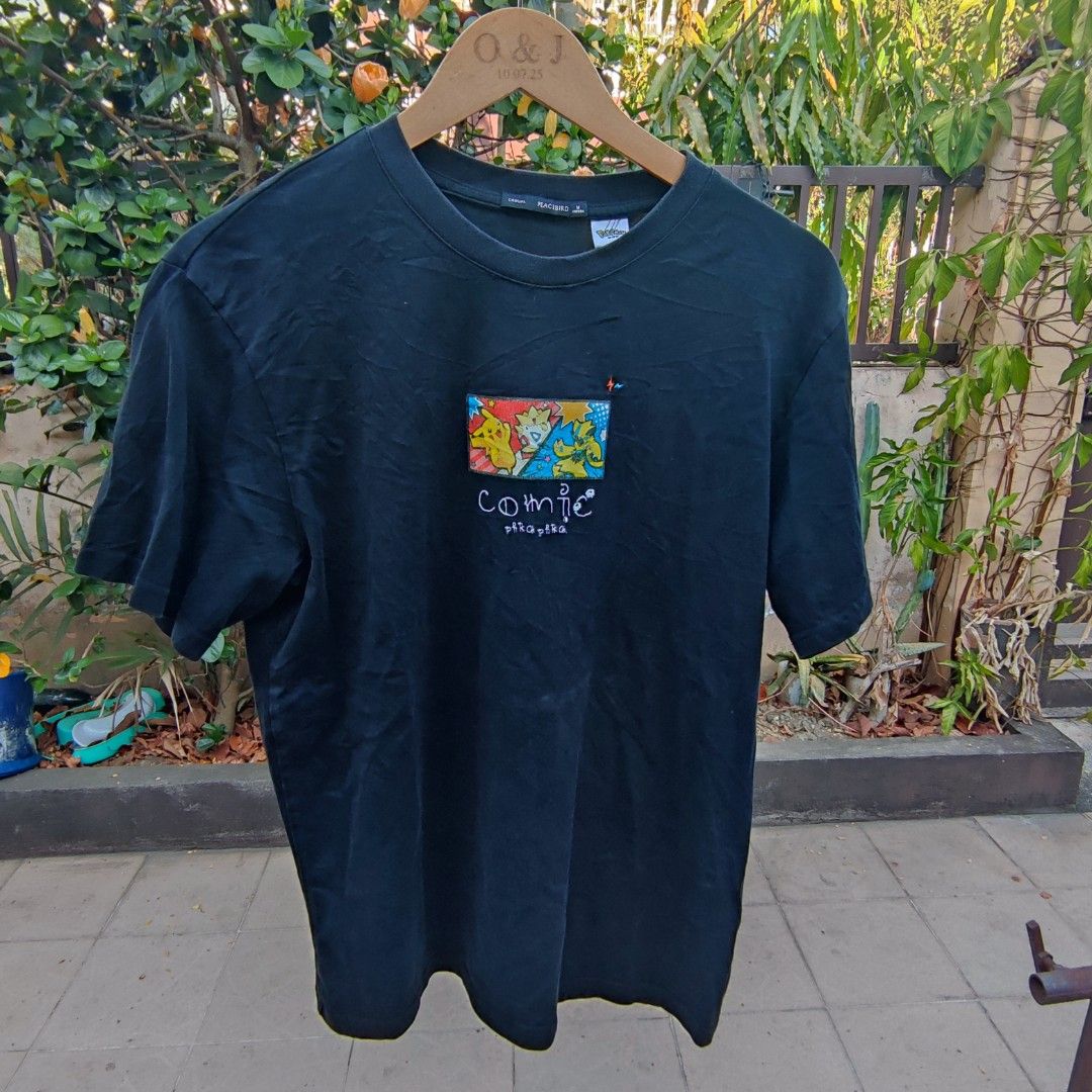 Pokemon Comic Shirt (Category: Tshirts & Polo Shirts ) located in Pasig City. Submitted by ftwind (Listing ID 1434707209, Image 1). Description: - with Pokemon official tag.
