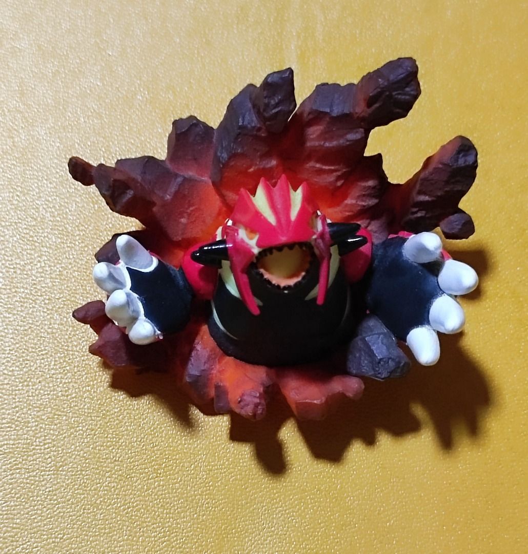 Pokemon Groudon Figure (Category: Figurines & Statues) located in Las Pinas. Submitted by lance_kun (Listing ID 1434684935, Image 2). Description: Pokemon Omega Ruby pre-order bonus.
