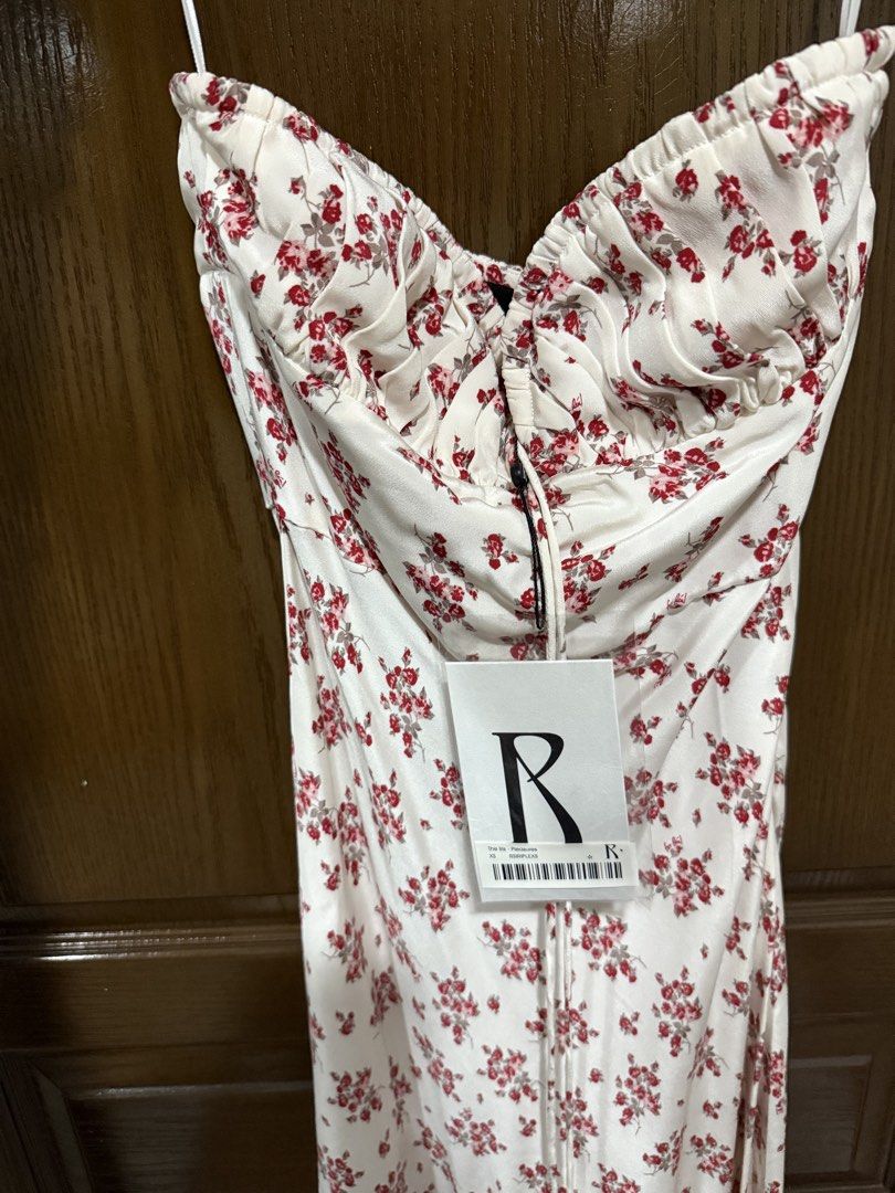 Realisation Par The Iris Dress Brand New (Category: Dresses) located in San Juan City. Submitted by helpmesellmyclothes__16 (Listing ID 1434701541, Image 3). Description: Got this for 200++ USD Tag is still there, do not remove tag for return is still intact Brand new, never worn size XS .