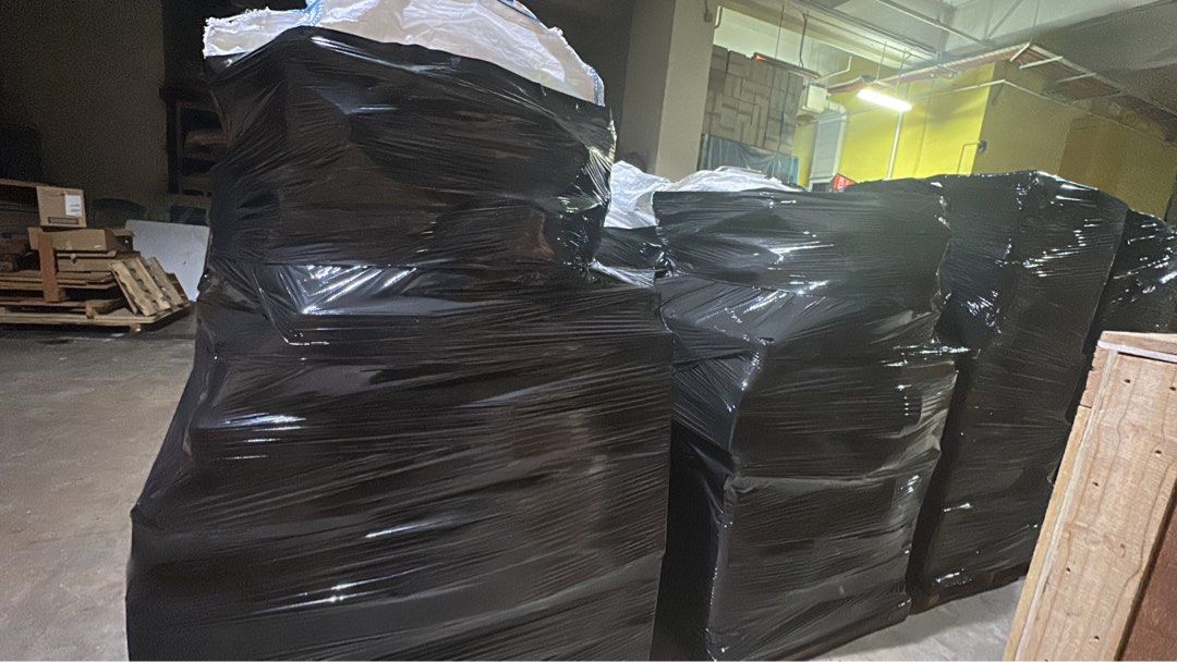 Return Amazon Pallets (Category: Looking For) located in Singapore. Submitted by auriongadg46665 (Listing ID 1434739142, Image 4). Description: Return Amazon Pallets! Moving out, lease ending. * $3,000 per pallet (negotiable) * Take all → $2,500 each.