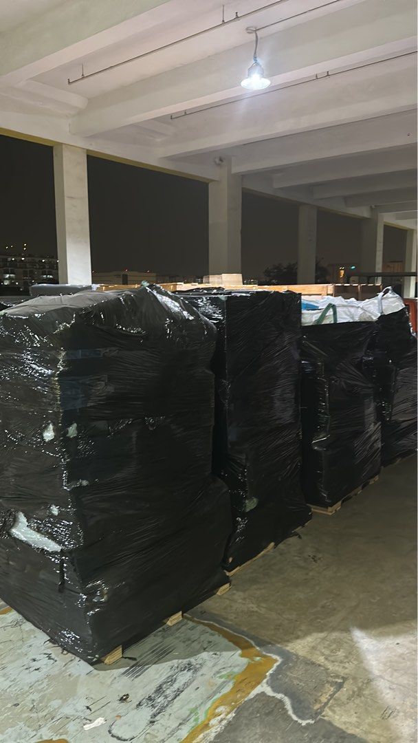 Return Amazon Pallets (Category: Looking For) located in Singapore. Submitted by auriongadg46665 (Listing ID 1434739142, Image 3). Description: Return Amazon Pallets! Moving out, lease ending. * $3,000 per pallet (negotiable) * Take all → $2,500 each.