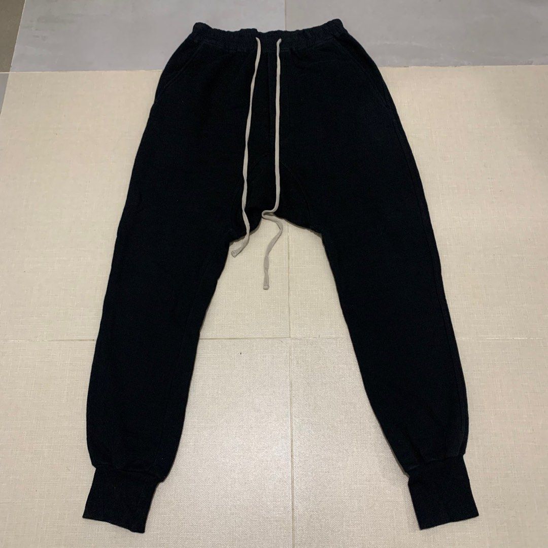 Rick Owens SS15 Prisoner Pants (Category: Joggers) located in Cebu City. Submitted by junkyard.jewelss (Listing ID 1434704091, Image 1). Description: No Flaws Color may vary due to lighting Thrifted DM IF INTERESTED.