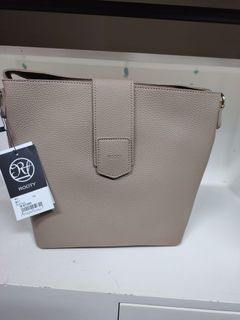 （分類：）位於 。 由 esmondl 提交（商品編號 1434767246，圖片 1）。簡介： 。