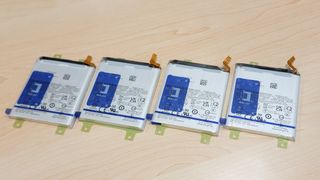 （分類：）位於 。 由 gsmmannetje 提交（商品編號 1434781485，圖片 1）。簡介： 。