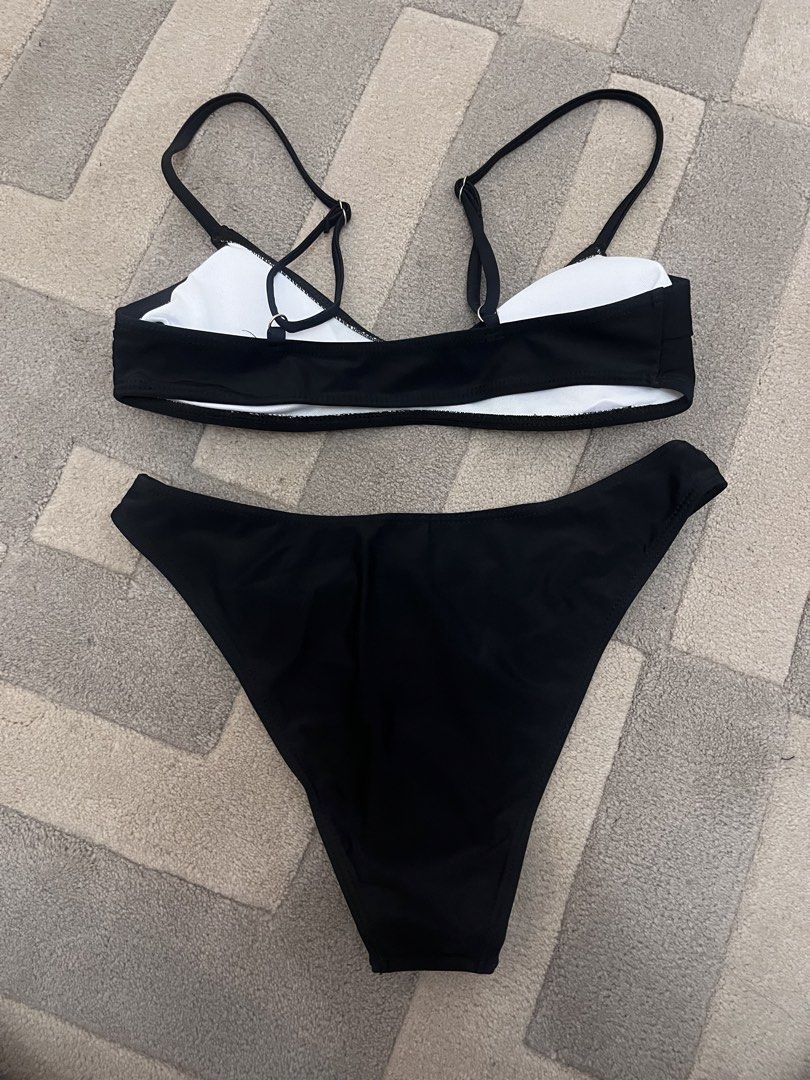 SHEIN Swimwear Bikini Two Piece Black (Category: Bikinis & Swimsuits) located in Angono. Submitted by teys___ (Listing ID 1434737142, Image 3). Description: Brand new, never worn Padded Rfs: too small on me.