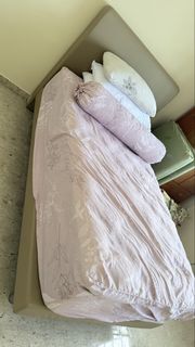 (Category: ) located in . Submitted by fawn2022 (Listing ID 1432529376, Image 1). Description: .