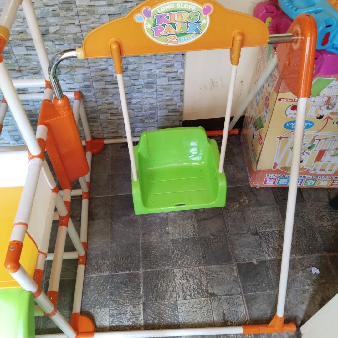 Slide & swing (Category: Infant Playtime) located in Cavite. Submitted by dimple082 (Listing ID 1434669013, Image 3). Description: Like new Foldable space saver @3500.