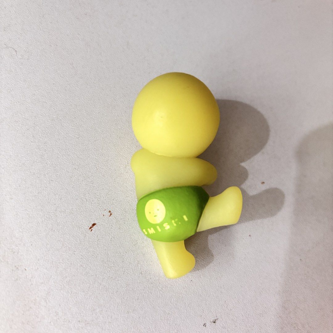 Smiski hipper (Category: Designer & Blind Box Toys) located in Taguig. Submitted by ynasrnb (Listing ID 1434755821, Image 2). Description: - original - w/ bnf - no adhesive but can put nano tape - x sensi, has flaws 💳 mop: gcash/bpi 🚚 mod: lalamove/ j&t 📍taguig .