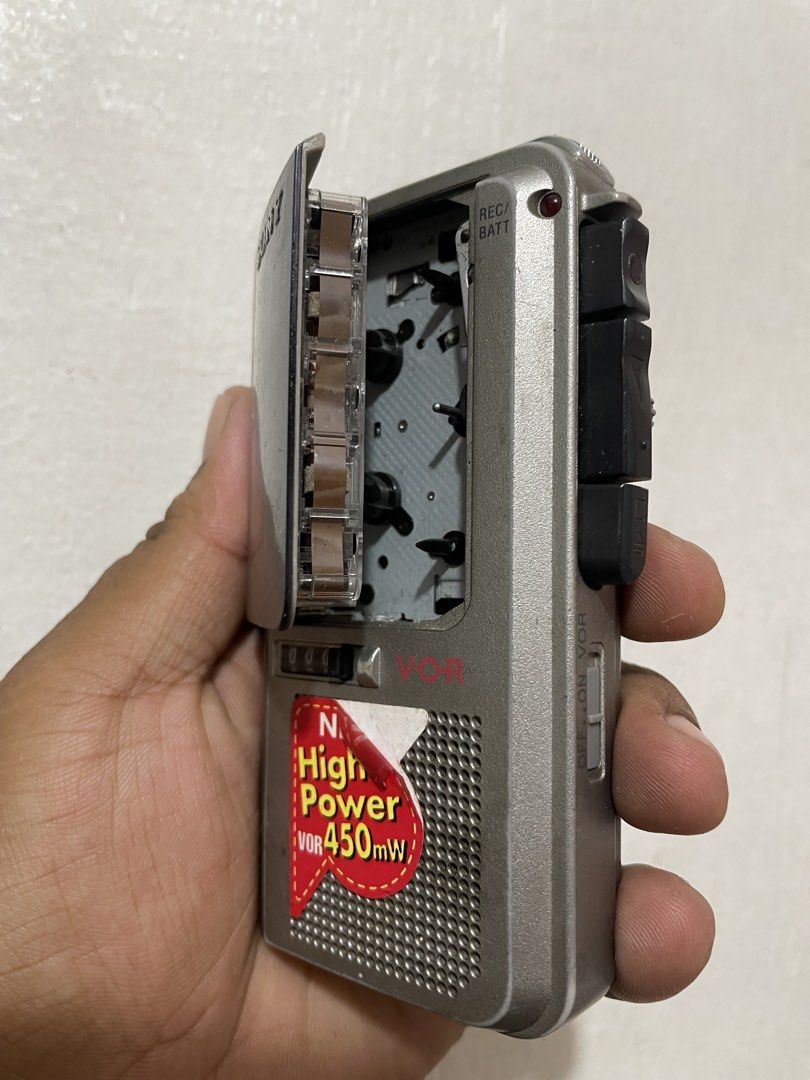 Sony M-570V Microcassette-Corder (Category: Portable Music Players) located in Manila. Submitted by joshua_guimeroy. (Listing ID 1434749670, Image 2). Description: - Sony M-570V microcassette recorder - Voice Operated Recording (VOR) function - Tape speed selector - Volume control - Requires 2 AAA batteries - 3.5mm earphone jack - Microphone input - Made in China -working .