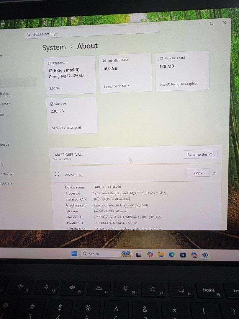 Surface pro 9 with keyboard439975545458534400