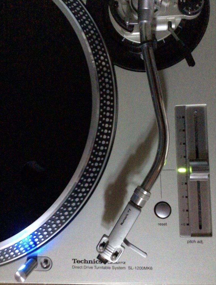 Technics Quartz Direct Drive Turntable SL-12ØØ MK6 (Category: Other Audio Equipment) located in Paranaque City. Submitted by ilaw723 (Listing ID 1434747782, Image 2). Description: TECHNICS SL-1200 MK SIX •Comes with the original NUMARK GT headshell and cartridge. •Excellent condition. •100V Please leave a message if you have any questions. Thank you! .