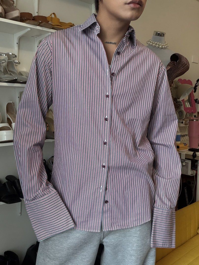 Thomas Pink Striped Shirt (Category: Formal Shirts) located in Quezon City. Submitted by second.skinn (Listing ID 1434735169, Image 1). Description: - Thomas Pink striped shirt - Classic collar and button-down - 100% cotton - Long sleeves with cuff details - Size: 15.5/39 (slim fit) - Made in Morocco.