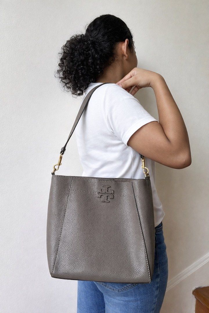 Tory Burch Perry Bombe Bucket Bag (Category: Luxury Bags & Wallets) located in Manila. Submitted by bagsocietyph (Listing ID 1434629506, Image 1). Description: Your go-to bag for work, errands, and everything in between. Sleek. Spacious. Sophisticated. 👜 Brand: T0ryBurch 📏 Size: Medium 🎨 Color: Etoupe 🧵 Material: Calf Leather ✨ Condition: Excellent 📍 Inclusion: generic dustbag, detachable long strap 💰 Price: ₱7,500 ✨ Only 1 available Get it