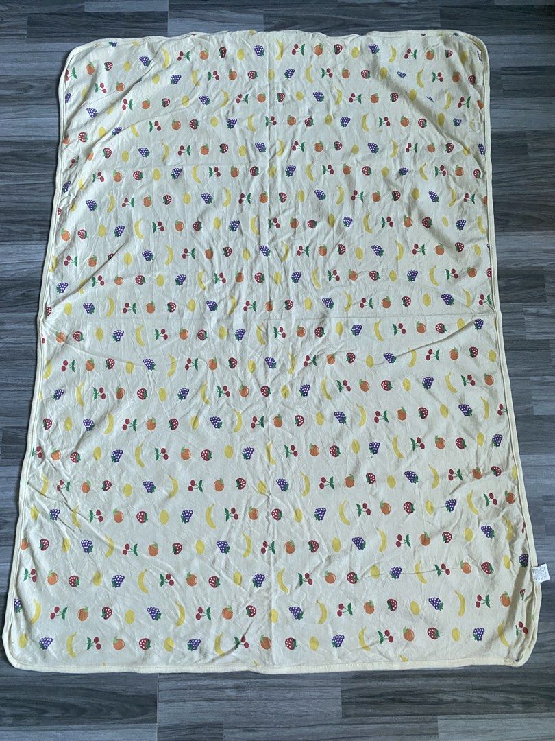 Towel Blanket fruits design (Category: Bathtub & Bath Accessories) located in Antipolo. Submitted by marcoandpaolomerchandise (Listing ID 1434715057, Image 1). Description: 26”x35” Preloved Good Condition Like new From Korea Malamig sa balat ang Tela.