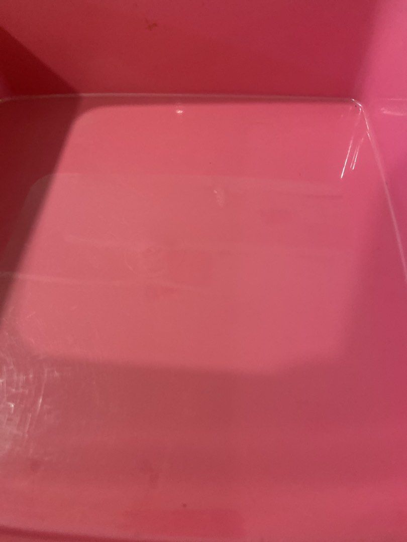 Tupperware Pink Square Containers with Lids439502740002580481
