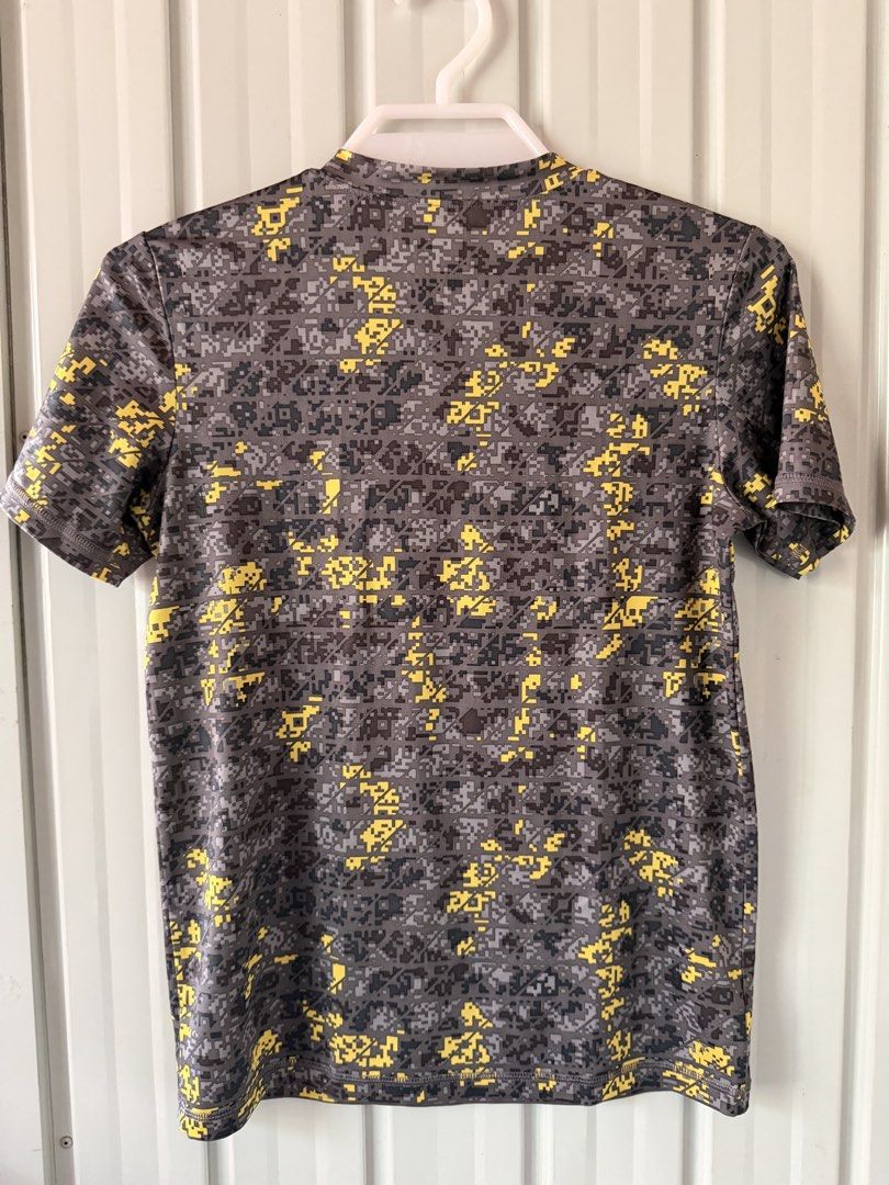 Under Armour Dri-fit Shirt (Category: Activewear) located in Rosales. Submitted by prelovedbyvane (Listing ID 1434609231, Image 2). Description: Price up for negotiation. SF should be shouldered by the buyer. .