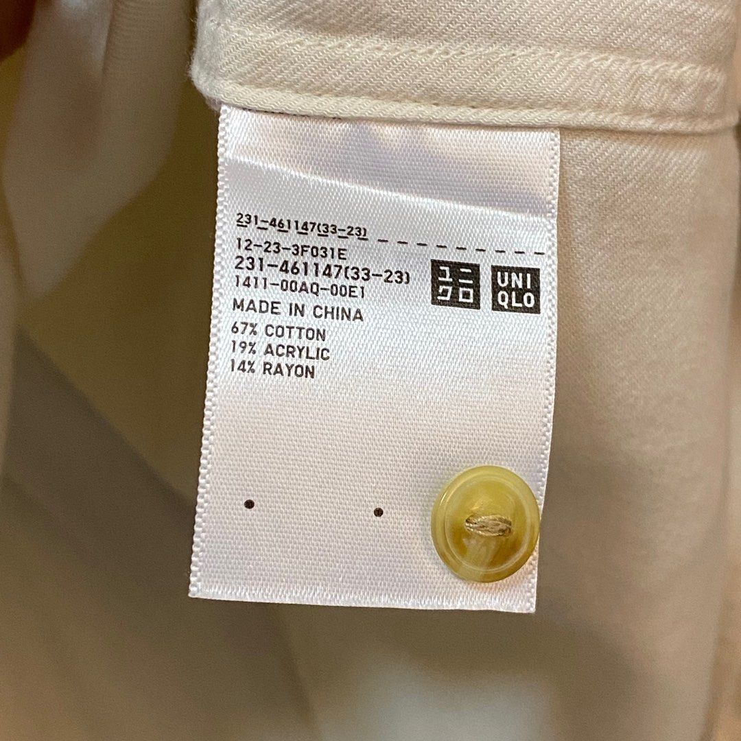 Uniqlo Soft Brushed Long Sleeve Shirt (Category: Longsleeves) located in Makati City. Submitted by reloved2024 (Listing ID 1434686621, Image 2). Description: .