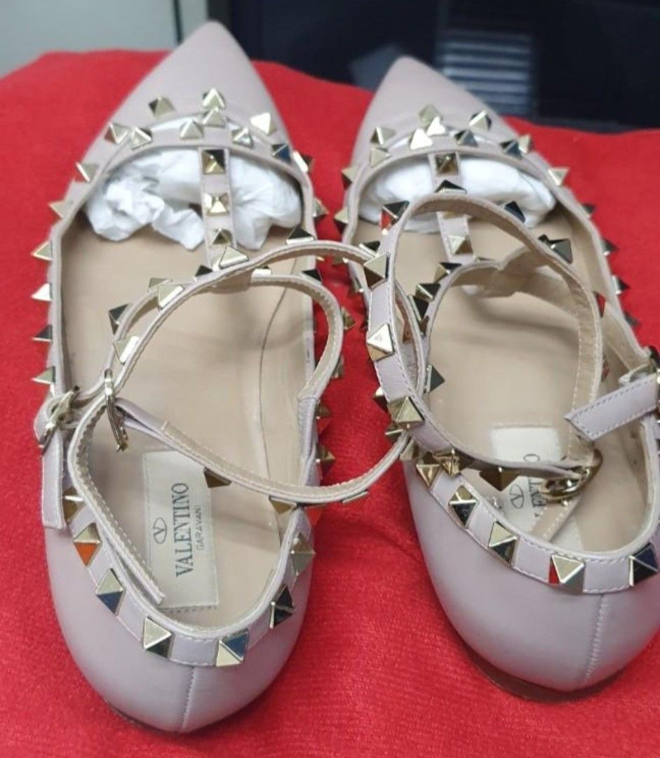 Valentino Rockstud Flats (Category: Flats & Sandals) located in Noveleta. Submitted by heyitsroxy (Listing ID 1434709974, Image 2). Description: - Authentic Valentino Rockstud flats - Neutral color - Signature pyramid studs - Pointed toe design - Ankle straps for support colorway that most loved by people.