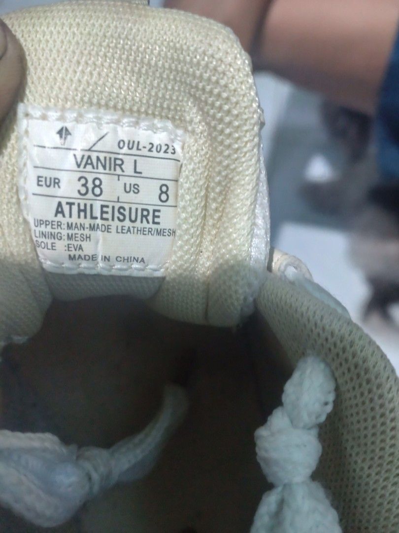 Vanir L Athleisure Sneakers - Size 38 (Category: Sneakers) located in Valenzuela. Submitted by diane.35 (Listing ID 1434767476, Image 3). Description: - Vanir L Athleisure sneakers - Neutral color - Size: EUR 38 / US 8 - Upper: Mesh and leather - Sole: Thick, wavy Design: "ONE UP" text on the side - Made in China Used twice only kasi not fit on my size nastock lng all goods mkinis po.