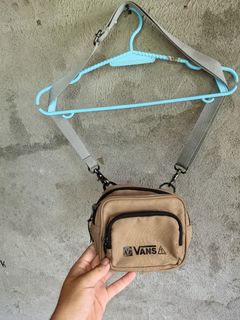 (Category: ) located in . Submitted by province.thrift (Listing ID 1434679835, Image 1). Description: .