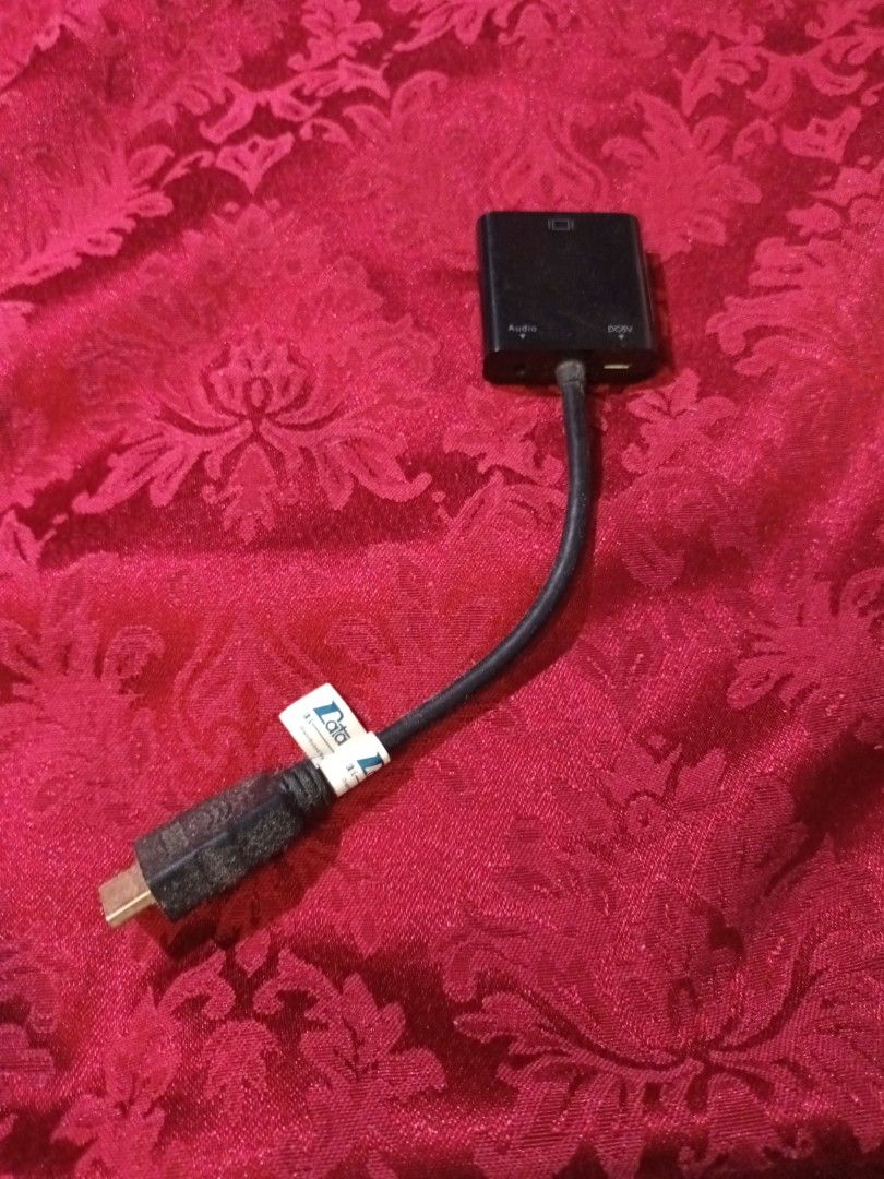 VGA to HDMI (Category: Cables & Adaptors) located in Makati City. Submitted by epic_prelovedmakati (Listing ID 1434630333, Image 1). Description: - VGA to HDMI adapter. - Allows connection of VGA devices to HDMI displays. - Simple plug-and-play setup..