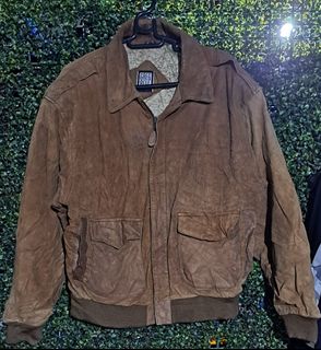 (Category: ) located in . Submitted by yanaspreloved1 (Listing ID 1434760495, Image 1). Description: .