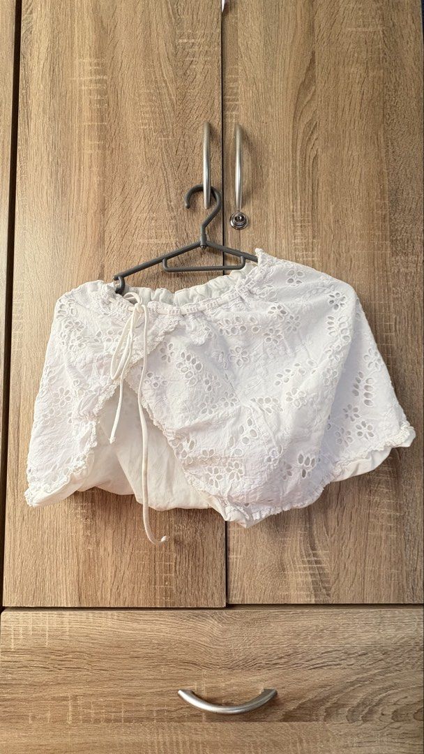 White Eyelet Skirt Coverup (Category: Skirts) located in Dasmarinas. Submitted by the351. (Listing ID 1434697650, Image 1). Description: - White eyelet skirt coverup - Used once.