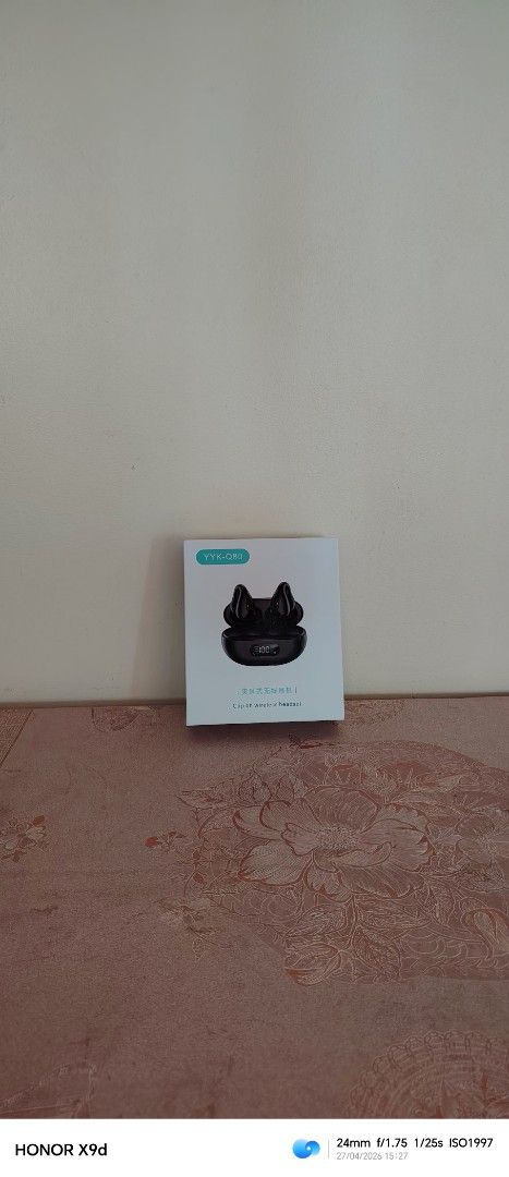 Wireless Earbuds with Charging Case438518438345451524