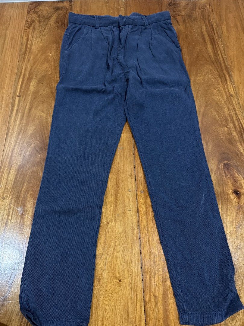 Zara Boys Navy Blue Pants Size 9/10 (Category: Babies & Kids Fashion) located in Las Pinas. Submitted by oliveguns (Listing ID 1434761508, Image 1). Description: - Zara Boys Navy Blue Pants - Size: 9/10 - Waist: 12 inches - Inseam: 32 inches - Zipper closure, pleats at the front - Soft material.