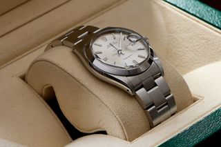（分類：）位於 。 由 mui.richard 提交（商品編號 1434987055，圖片 1）。簡介： 。