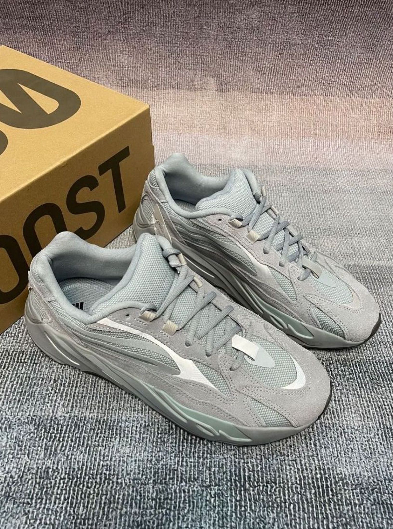 Adidas originals Yeezy boost 700 V2 Hospital Blue Dad Shoes Misty Blue (Category: Sneakers) located in Singapore. Submitted by lquickfire (Listing ID 1434993389, Image 2). Description: 🎯 Adidas 📌 Adidas originals Yeezy boost 700 V2 Hospital Blue Dad Shoes Misty Blue ✅ Brand new ✅ Free shipping ✅ Cash on delivery ✅ 3-day photo confirm ⬇️ Order now or chat for details.