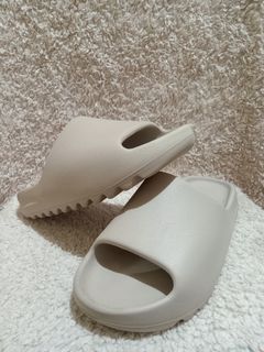 yeezy slide bone - View all yeezy slide bone ads in Carousell Philippines