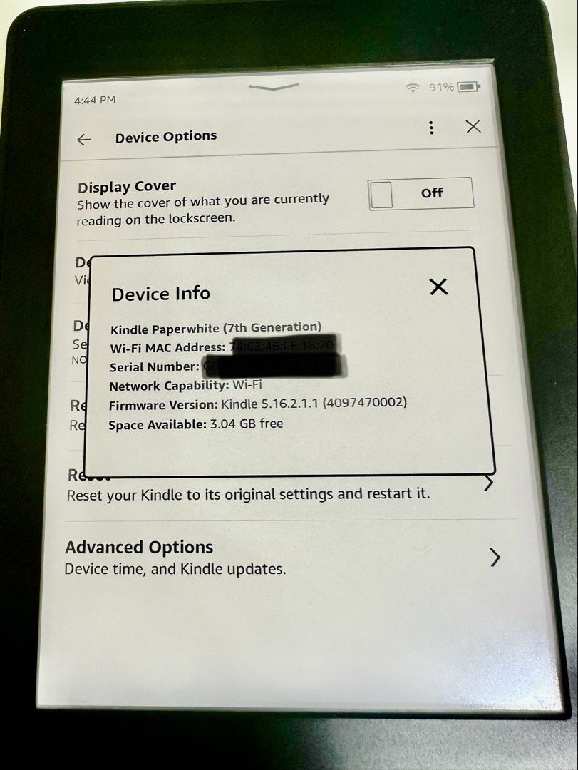 Amazon Kindle E-reader (Category: E-Readers) located in Singapore. Submitted by snobyard (Listing ID 1434351145, Image 2). Description: Kindle Paperwhite 7th Generation Firmware Version: Kindle 5.16.2.1.1 Storage: 3GB Item as is Great buy if you want your kids to get started on kindle.