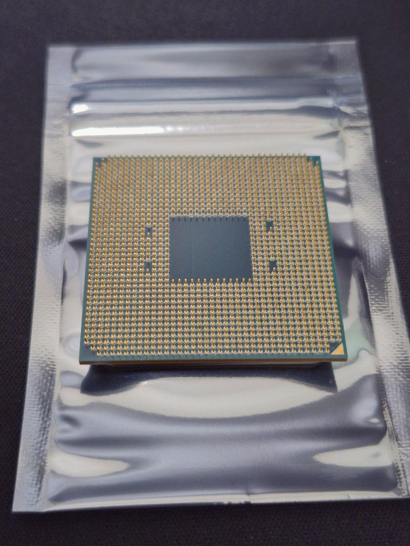 AMD Ryzen 5 3700x 8 cores 16 threads AM4 cpu processor439783372253440001