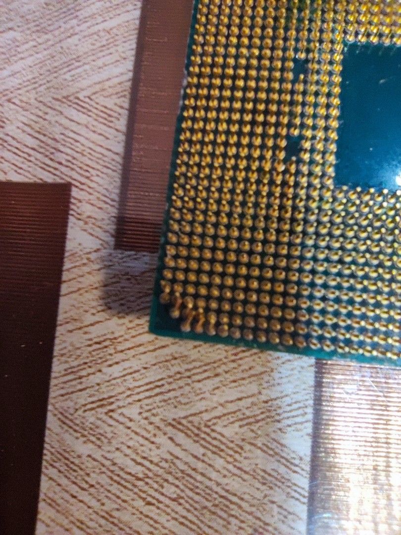 AMD Ryzen CPU - 1700x439558808881735683