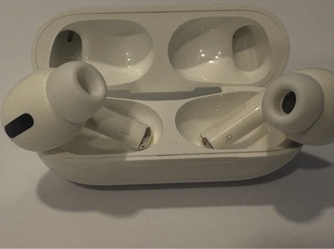 Apple AirPods Pro439534443016366082