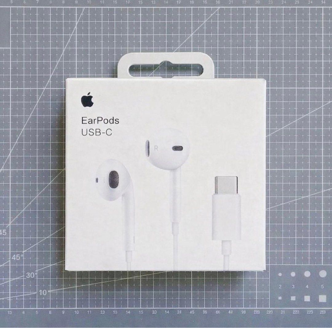 Apple EarPods - Brand New