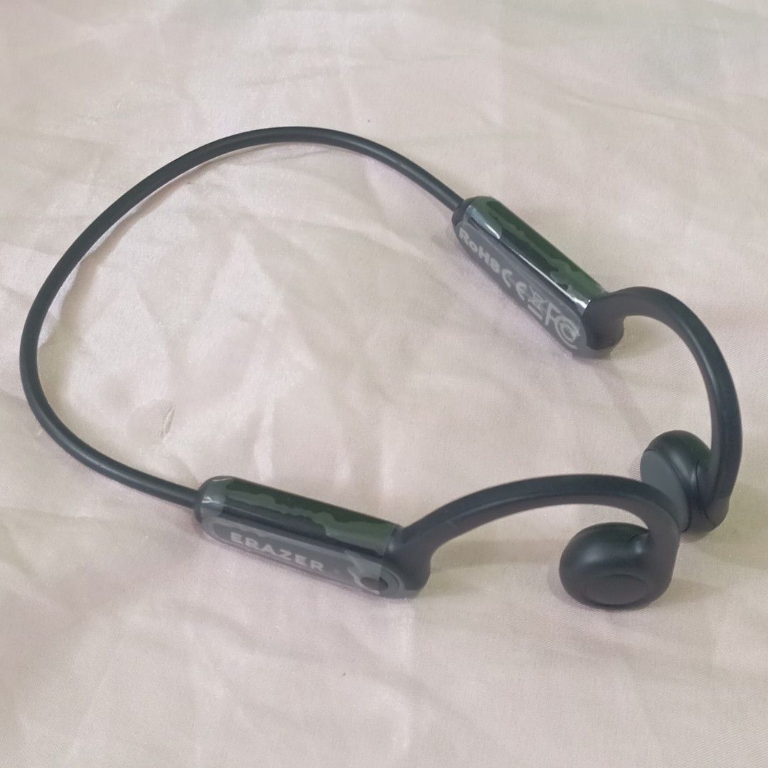 AUTHENTIC LENOVO ERAZAER BONE CONDUCTION (Category: Headphones & Headsets) located in Paranaque City. Submitted by audioaddict0517 (Listing ID 1434841306, Image 2). Description: .