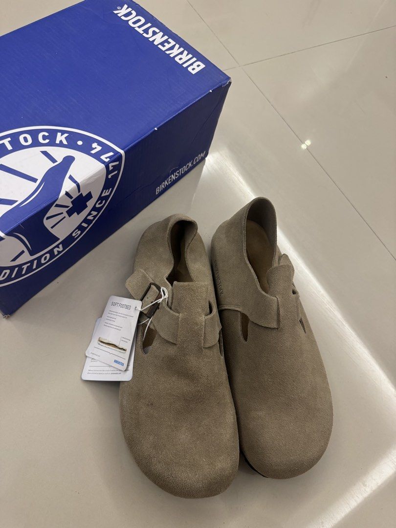 Birkenstock London Suede (Category: Shoe inserts) located in Pasig City. Submitted by mr018 (Listing ID 1434978163, Image 1). Description: Birkenstock London Suede FOR SALE! Size EU38 Original mall pullout With box 4500 only Pasig/taytay loc Can do lalamove.
