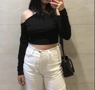 (Category: ) located in . Submitted by closetgirlph (Listing ID 1427846673, Image 1). Description: .