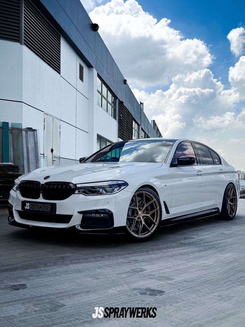 BMW 5 Series Sedan 530i M Sport (A) (Category: Used Cars) located in Singapore. Submitted by ewenx (Listing ID 1185725221, Image 3). Description: NO DEALERS/ NOT FOR CONSIGNMENT 530i M Sport - Highest ARF in the market 20" AG Forged Rim w/ CSC7 tyres 255/30/20 285/30/20 Bootmod3 - Stage 2 Xhp Transmission - Stage 2 Brembo GTS 6 pot (front caliper) front rotor - 405mm rear rotor - 370mm (enlarged rotor size) ST - XA absorber/coilover FTP boost/cha