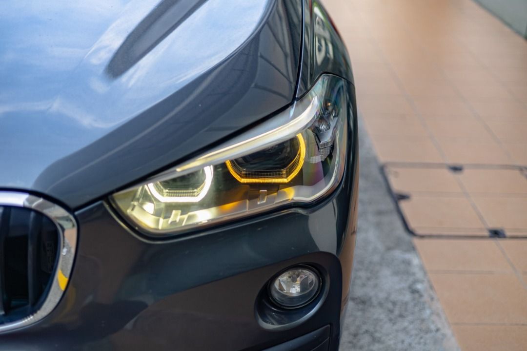 BMW X1 sDrive18i Auto (Category: Used Cars) located in Singapore. Submitted by vinsautogroup (Listing ID 1434830328, Image 3). Description: Vehicle Features: 1.5l TwinPower turbo 3 cylinder engine with 134bhp, 220nm of torque, 0-100km/h in 9.7s, top speed of 200km/h, 6 speed transmission, front wheel drive. Accessories: BMW iDrive, all around parking sensors, reverse camera, auto start/stop, electric memory seats, Bluetooth audio, cruise control,
