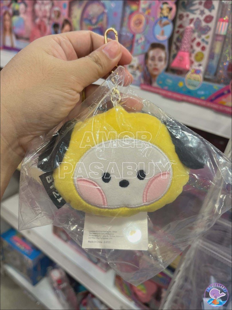 BT21 FACE KEYRING PASABUY ONLY ( TOY R US ) (Category: Character Goods) located in Makati City. Submitted by memei24 (Listing ID 1434819252, Image 3). Description: 450 each + sf Pasabuy lang po ito After ko po mabili pwede na po i ship agad ( same day delivery ) Or JNT Payo only.