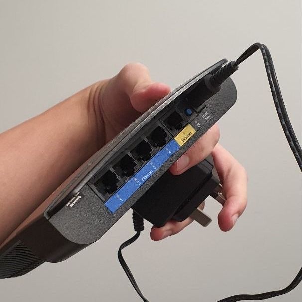 Cisco Linksys E1200 Router439447302859008002