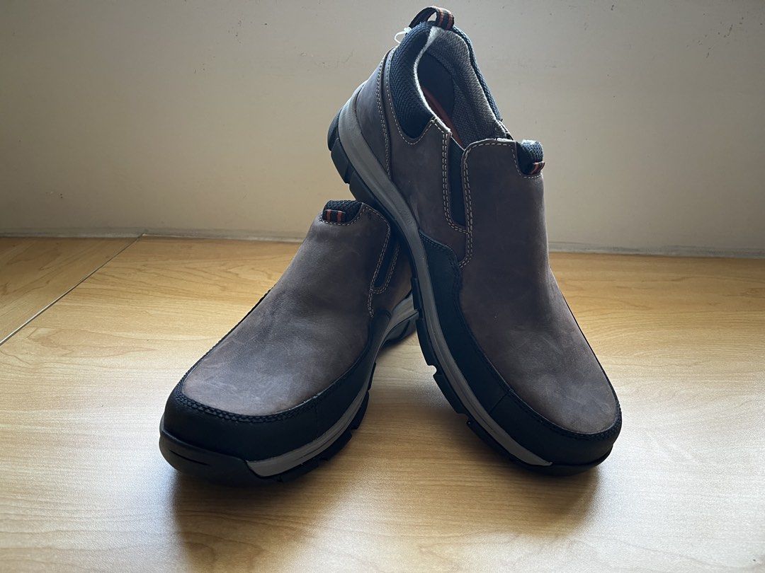 Clarks Men's Walpath Step Shoes - Size 11 (Category: Casual Shoes) located in Bacoor. Submitted by macorda (Listing ID 1434816199, Image 1). Description: - Clarks Men's Walpath Step Shoes - Size 11 - Slip-on design - Waterproof and slip-resistant - Brown upper with black and gray accents - Features the Clarks Collection logo on the insole - Unworn condition - Negotiable.