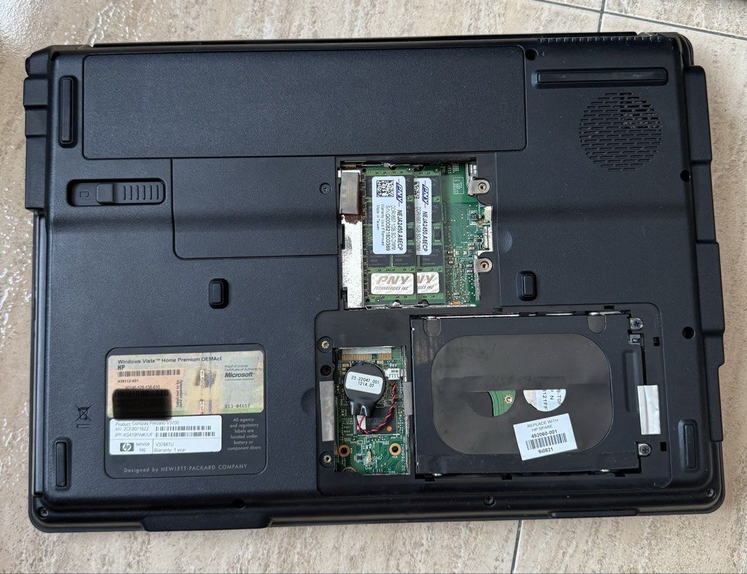 Compaq presario v3000439428736101263361